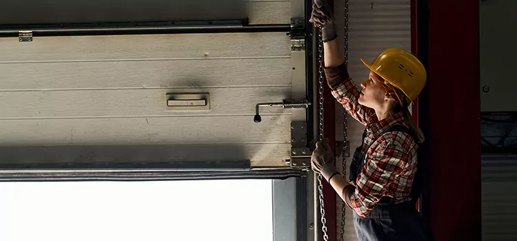 Addressing Common Garage Door Stoppage Issues in Redondo Beach, CA